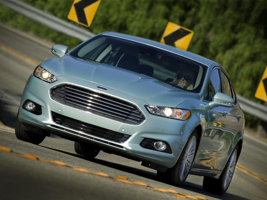  Ford Fusion Hybrid 2012 года  (фото 29 из 29)
